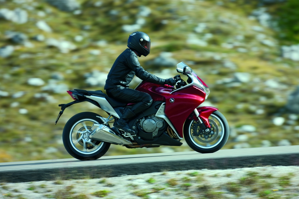 Honda VFR1200F: Neuer V-Mann 