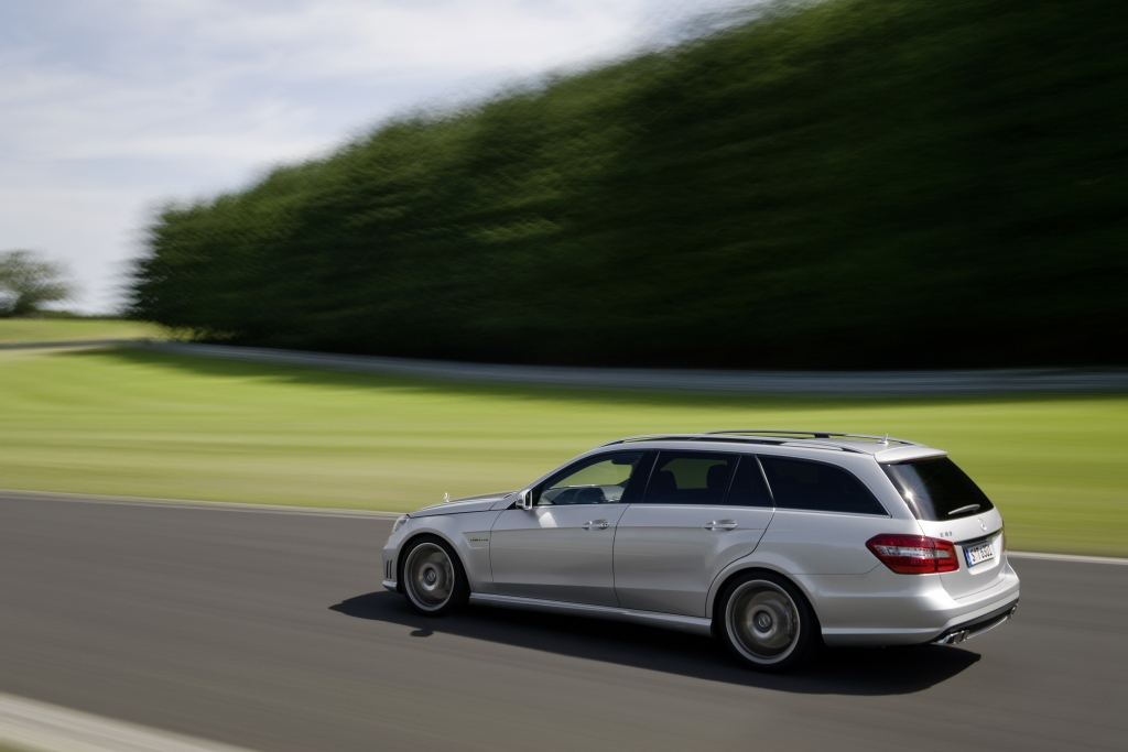 Mercedes E 63 AMG: Ein Kombi mit Sportwagen-Charakter