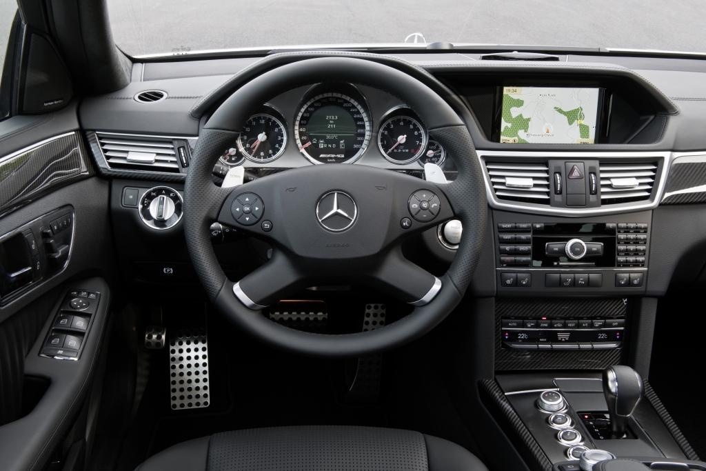Mercedes E 63 AMG: Ein Kombi mit Sportwagen-Charakter