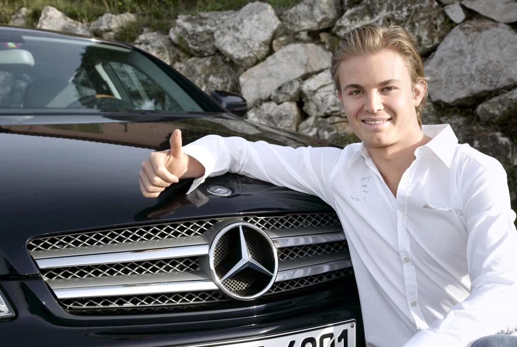 Nico Rosberg fährt im Silberpfeil