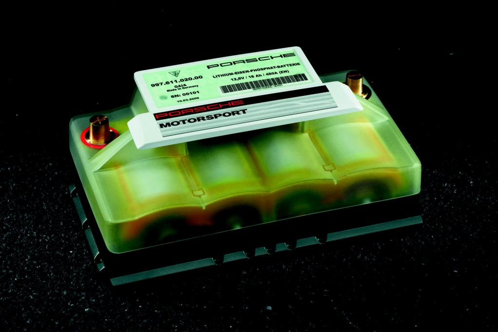 Optionale Lithium-Ionen-Starterbatterie für einzelne Porsche-Modelle 