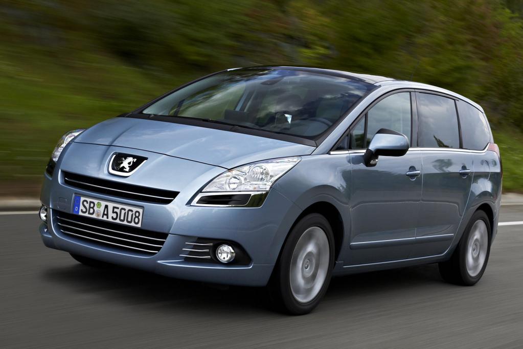 Peugeot 5008: Salonlöwe für Familien 