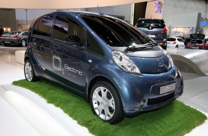 Peugeot iOn kann ab sofort vorreserviert werden