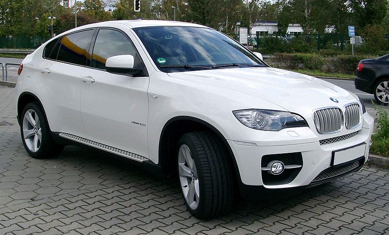 Platz 33 - Heier Kandidat für böse Streitereien: Geniales Design aus bayrischem Hause oder der nächste Fehltritt? Man kann zugeben, die Vermischung von SUV und Coupé ist ja auch nicht ganz so einfach. BMW kann anders. Manchmal besser.