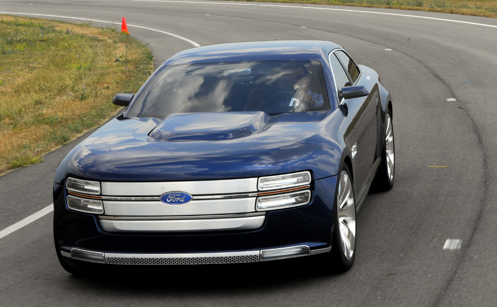 Police Interceptor: Ford mit neuem Polizeiwagen