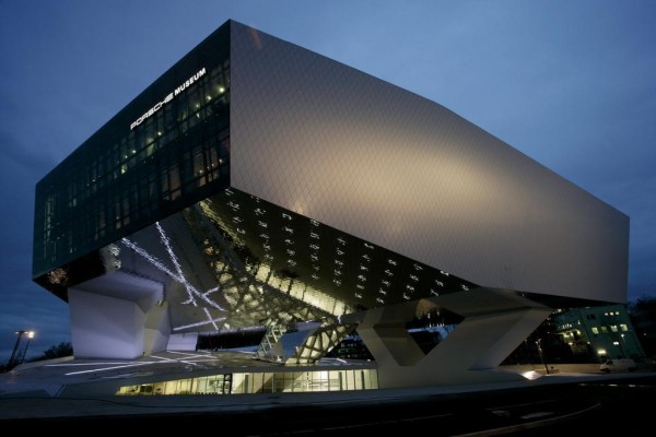 Porsche Museum: Ein Muss für Auto-Enthusiasten 