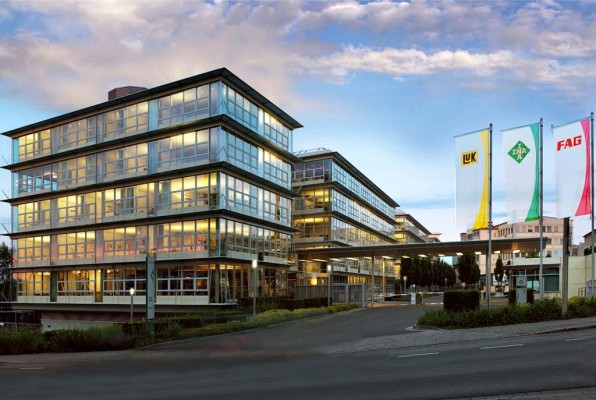 Schaeffler mit ''Outstanding Technology 2009 Award'' ausgezeichnet
