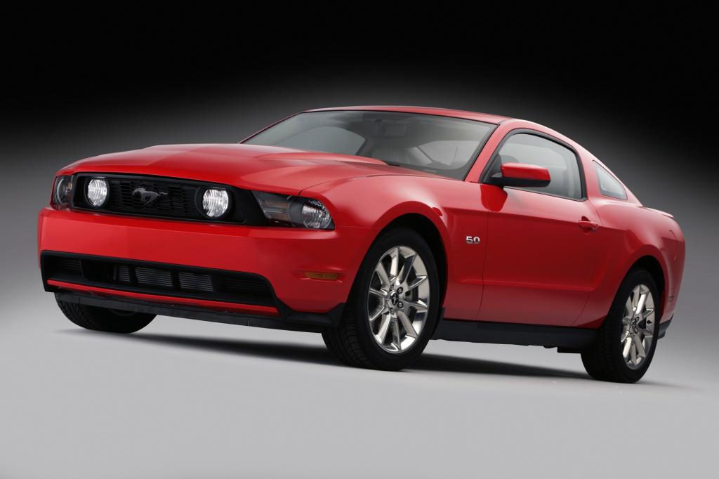 2011 Ford Mustand GT.