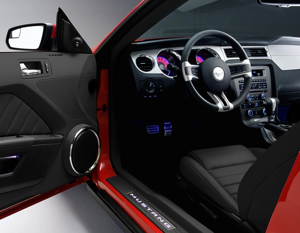2011 Ford Mustand GT.