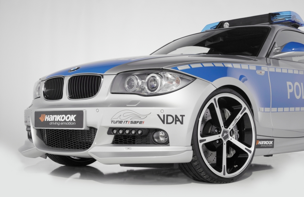 AC Schnitzer FelgendesignTyp IV BiColor mit Reifen von Hankook