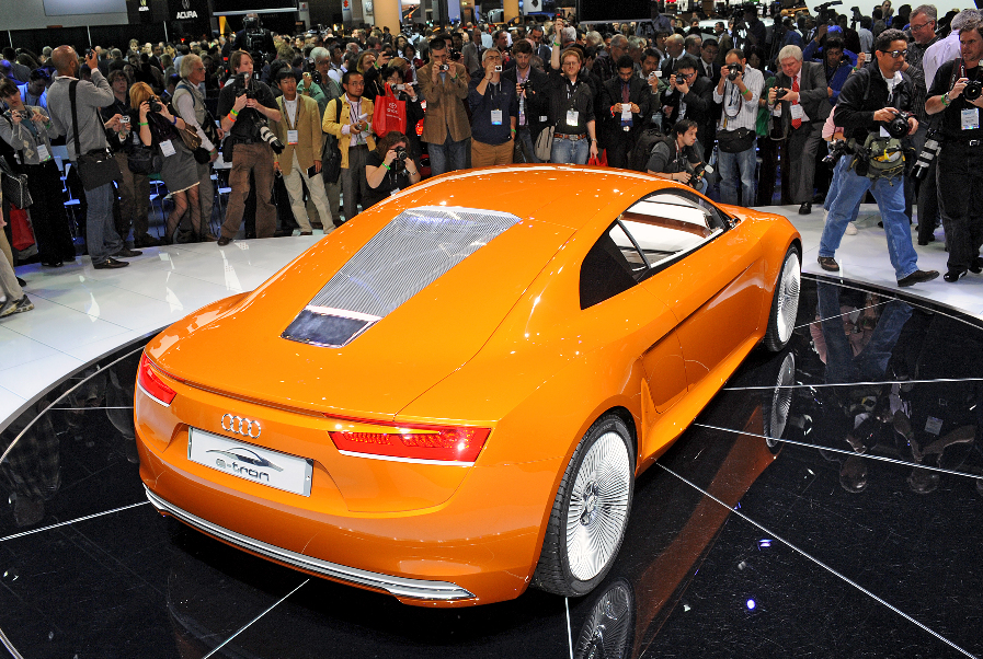 Audi e-tron.