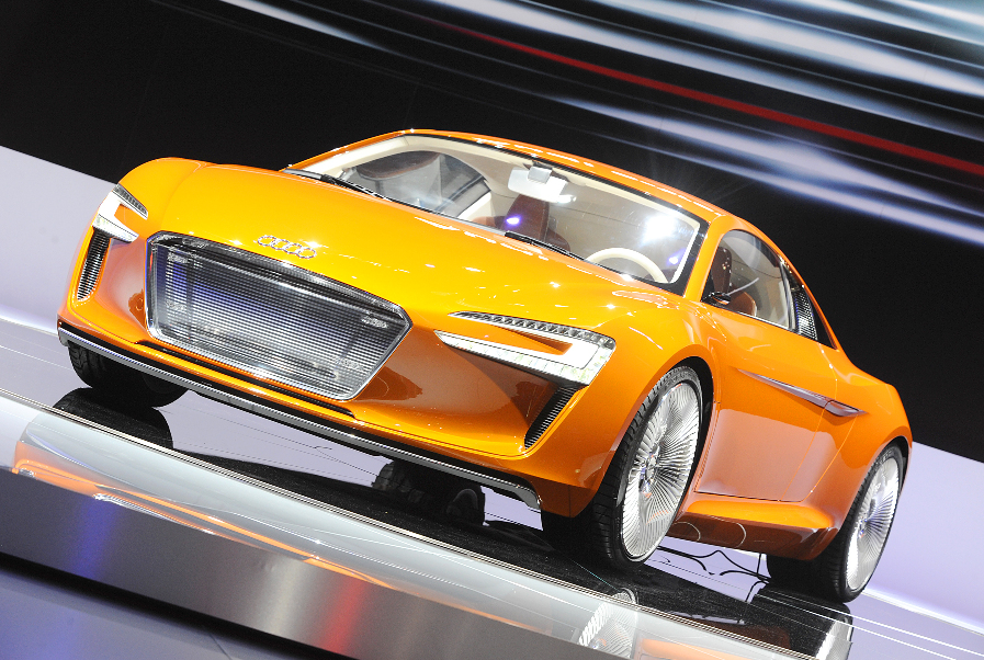 Audi e-tron.