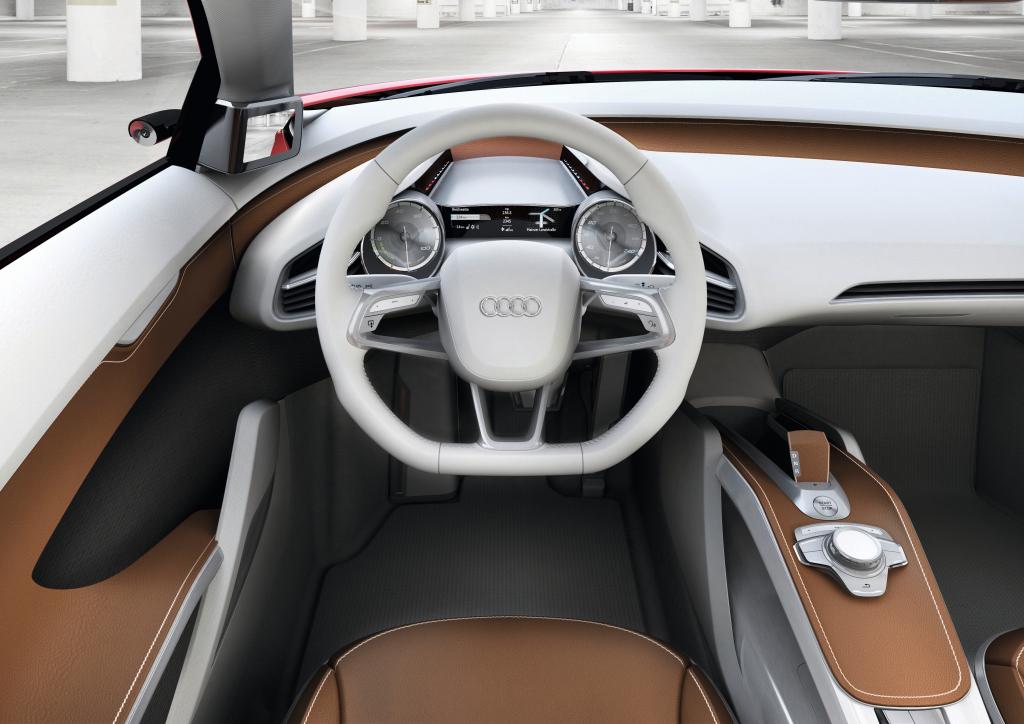 Audi stellt Mitarbeiter auf Elektromobilität ein