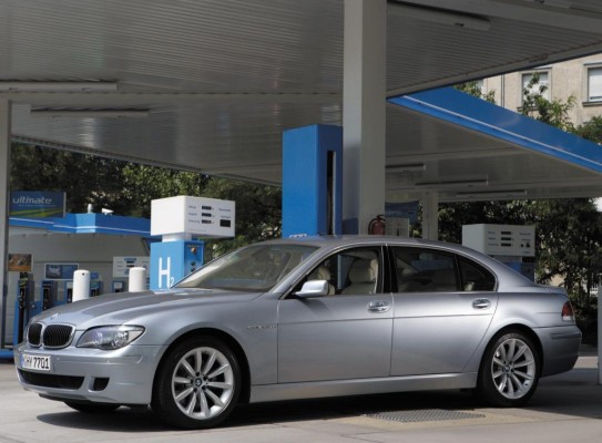 BMW verabschiedet sich vom Wasserstoff 