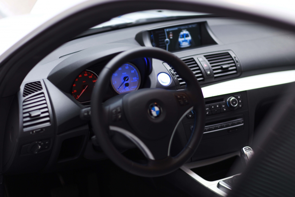 BMW zeigt erste Elektroauto-Vision 