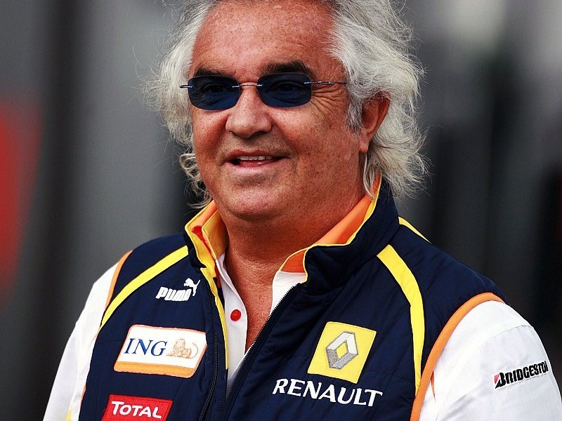 Briatore sieht Sieg-Potential bei Schumacher: Ferrari wird stark sein
