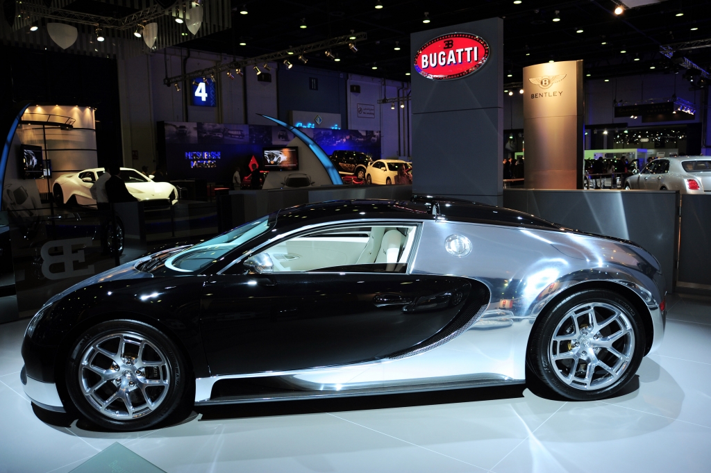 Bugatti Veyron Nocturne: 1001 PS – Rennteppich für Wüstensöhne