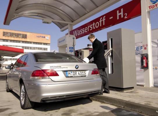 Dementi: BMW bleibt beim Wasserstoff
