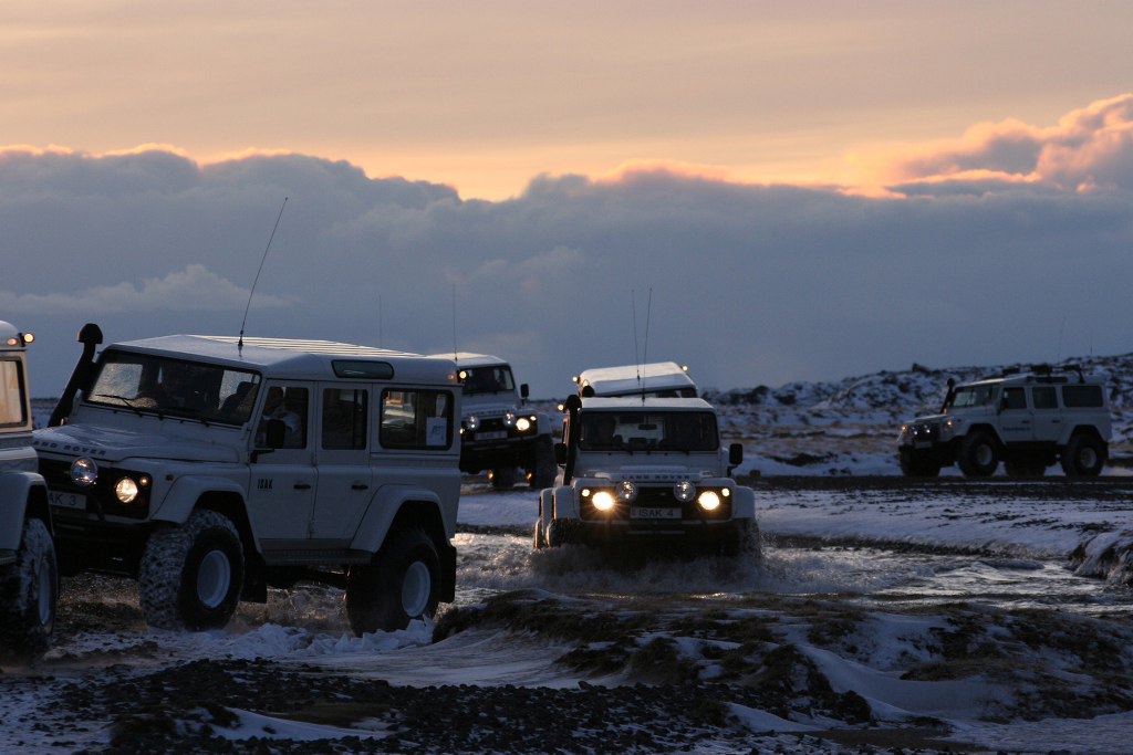 ISAK Defender: Arktische (Allrad-)Abenteuer