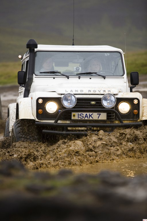 ISAK Defender: Arktische (Allrad-)Abenteuer
