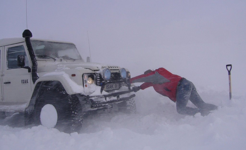 ISAK Defender: Arktische (Allrad-)Abenteuer