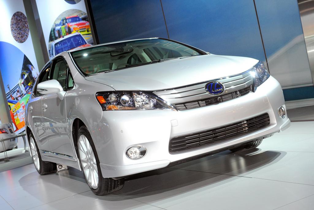 Lexus HS 250h – des Prius neue Kleider