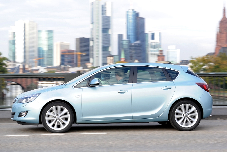 Opel Astra geht ab 15.900 Euro an den Verkaufsstart