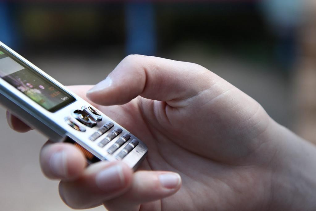 Parkschein in immer mehr Städten per Handy bezahlbar 