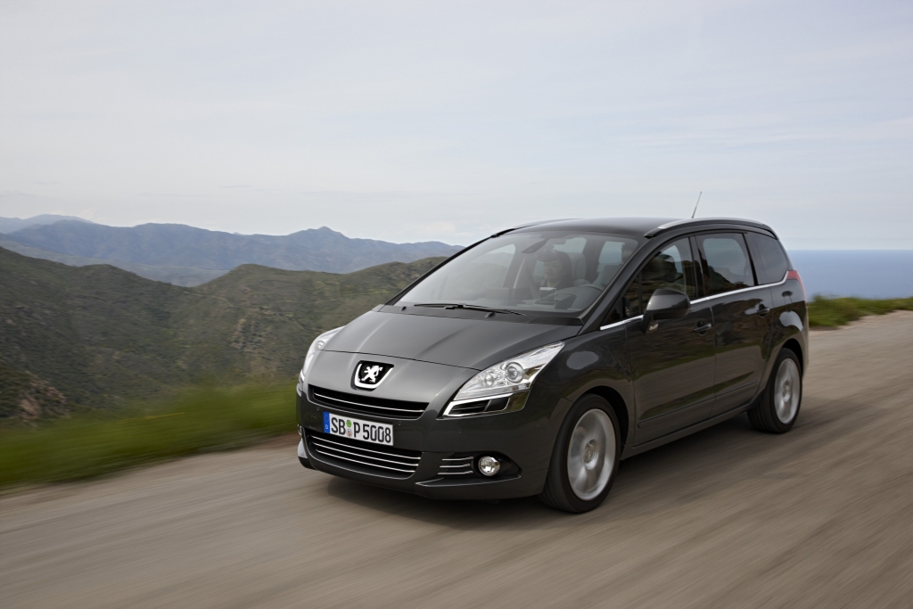 Peugeot 3008 und 5008 mit neuem Business-Line-Paket