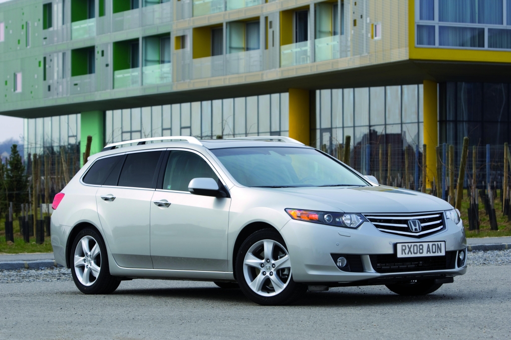 Taxi-Spezial: Honda Accord Tourer Diesel mit 5-Gang-Automatik und Taxi-Paket 20.690 Euro