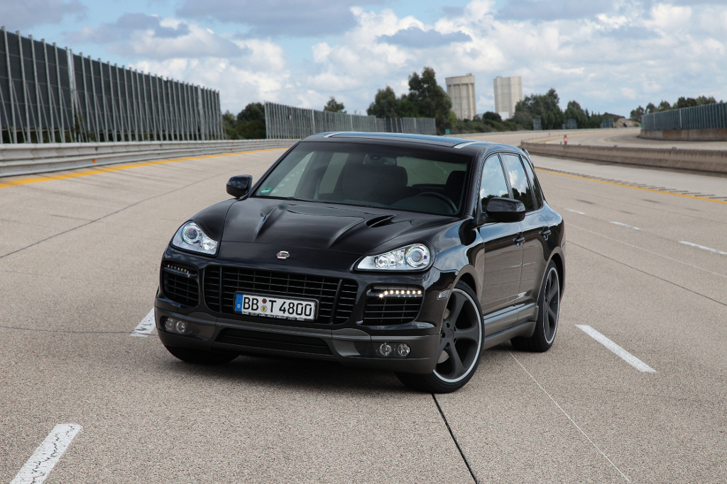 Techart Geschwindigkeitsrekord:  321,2 km/h im Fullsize-SUV