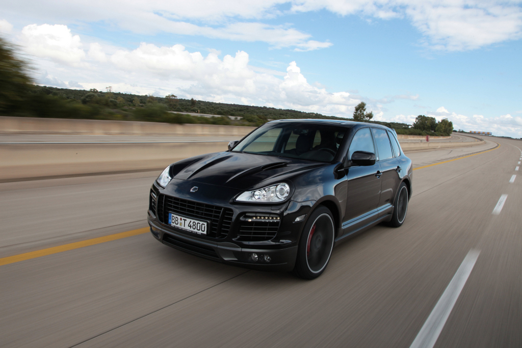 Techart Geschwindigkeitsrekord:  321,2 km/h im Fullsize-SUV