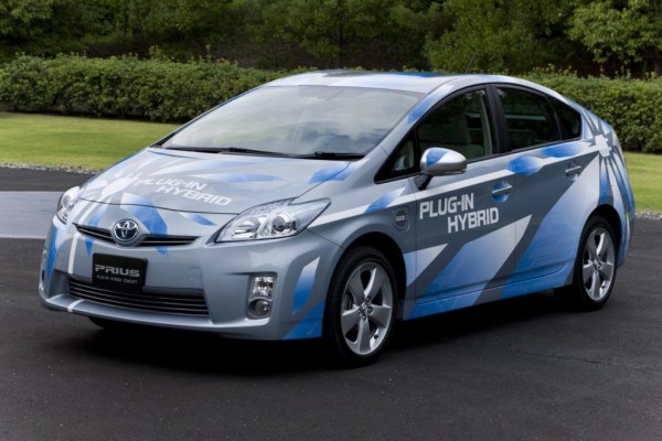 Toyota Prius Plug-in startet in Straßburg 