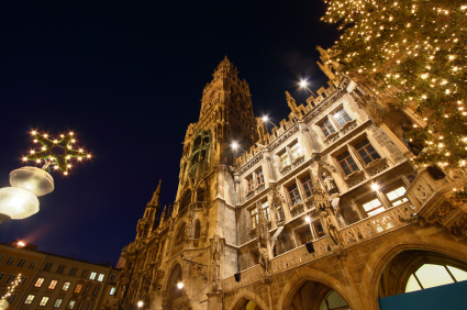 Umfrage: Weihnachtliche Besuchstour am liebsten mit dem Auto 