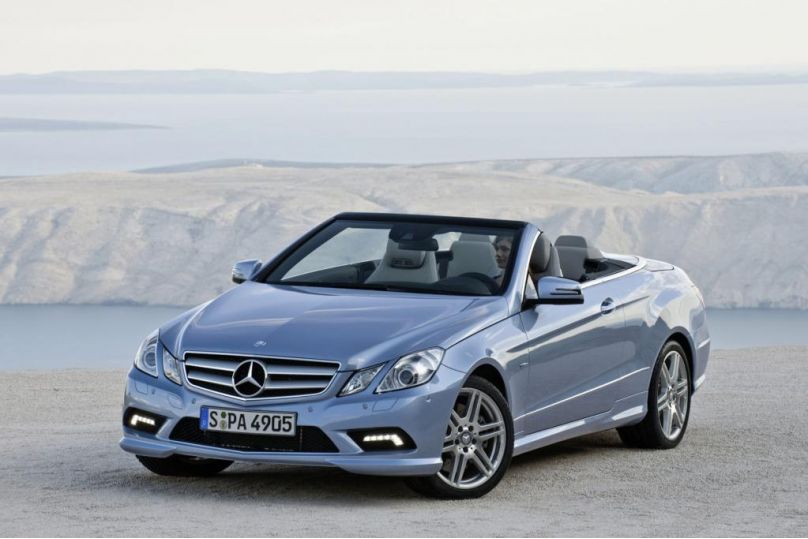 Vor-Weltpremiere für neues Mercedes E-Klasse-Cabrio in Abu Dhabi | Foto: Daimler