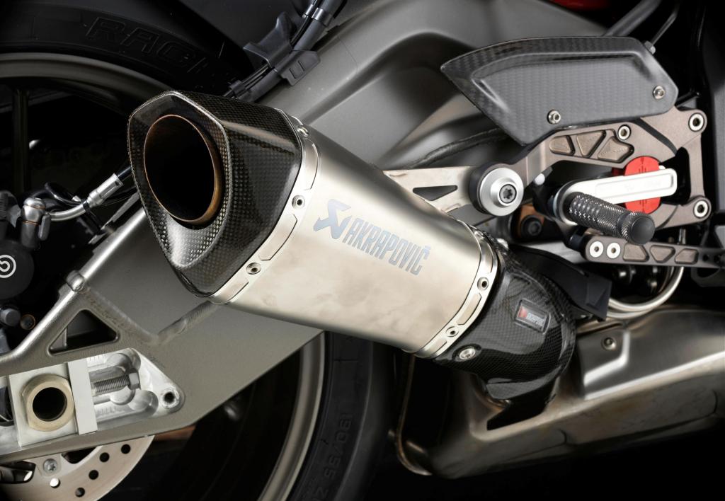 BMW bietet HP-Teile für die S 1000 RR - Bild(3)