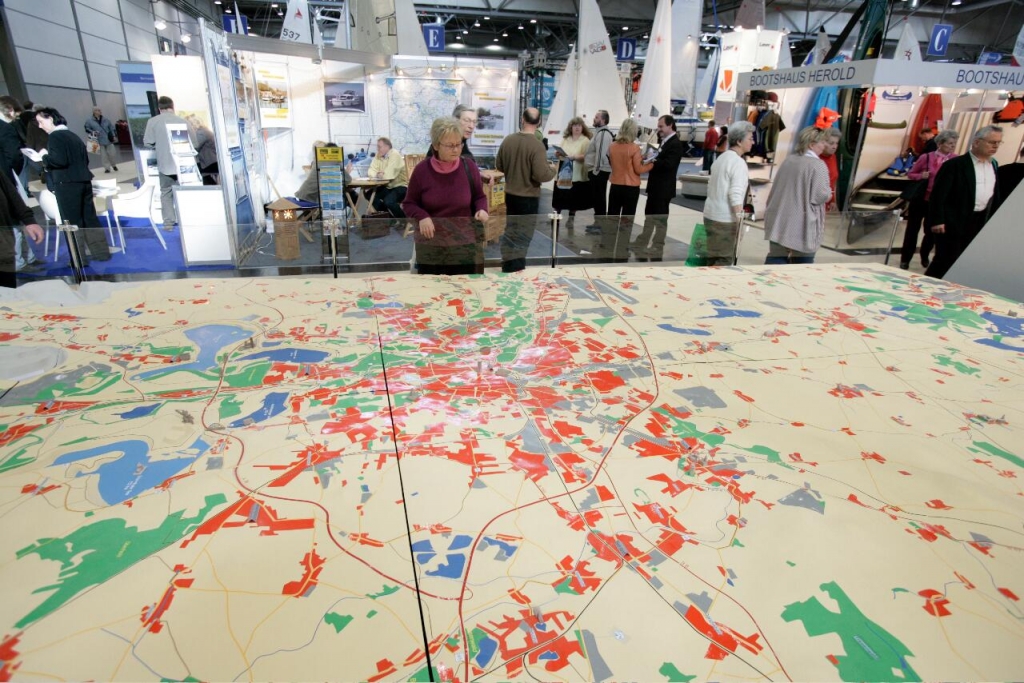 Beach & Boat Leipzig 2010: Wassersportmesse präsentiert Boote für jede Gelegenheit