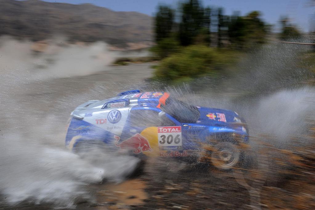 Bei der Rallye Dakar 2010 wird stets voller Einsatz gefordert.