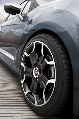 Bridgestone-Premiere bei Citroën