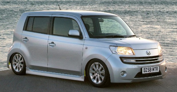Daihatsu Matiera. Seine Eigenwilligkeit wurde nicht belohnt. Nur 771 mal wurde der Exot gekauft.