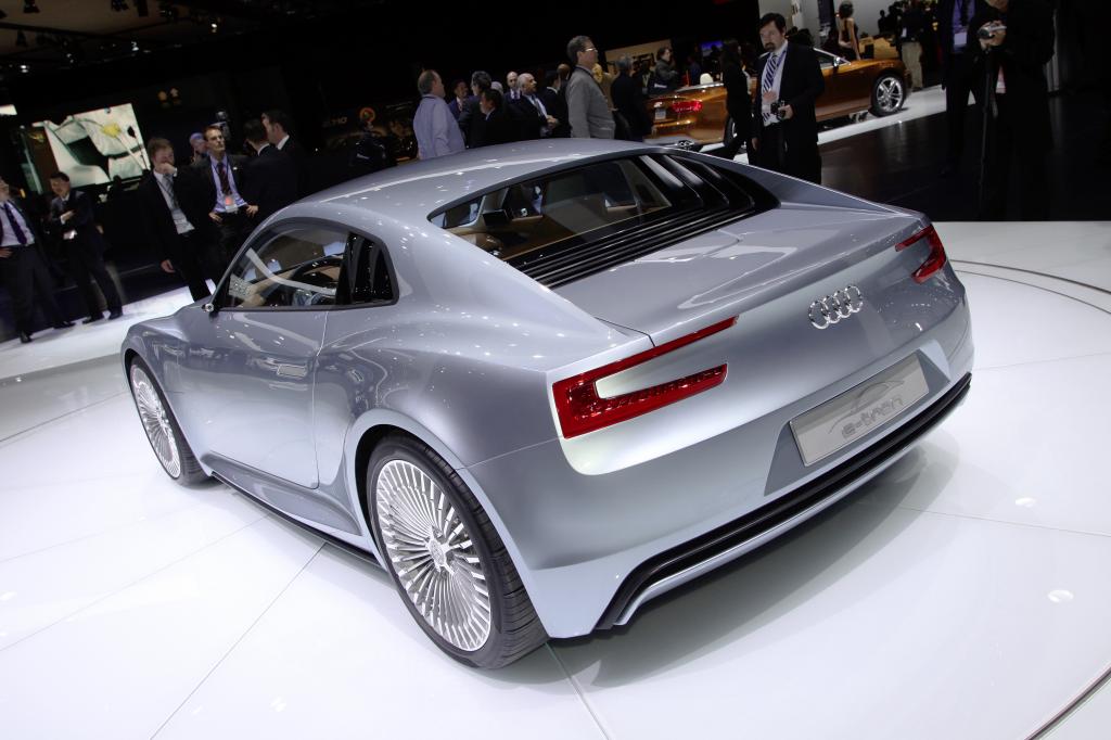Detroit 2010: Audi zeigt weiteren E-tron