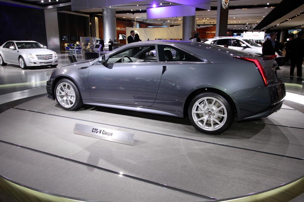 Detroit 2010: Cadillac präsentiert CTS-V Coupé ohne Türgriffe