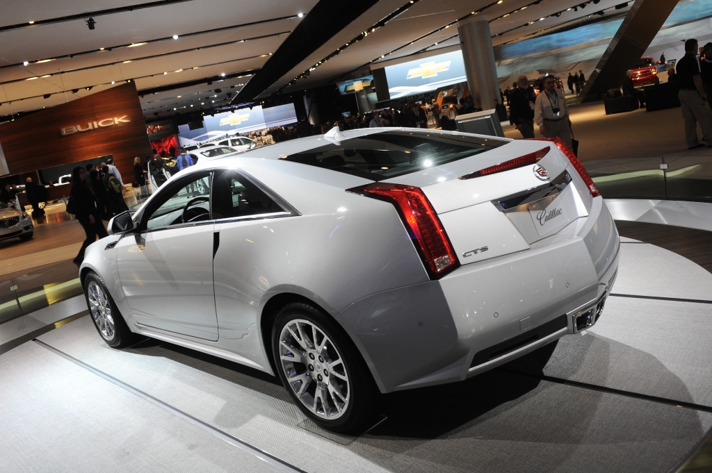 Detroit 2010: Cadillac präsentiert CTS-V Coupé ohne Türgriffe