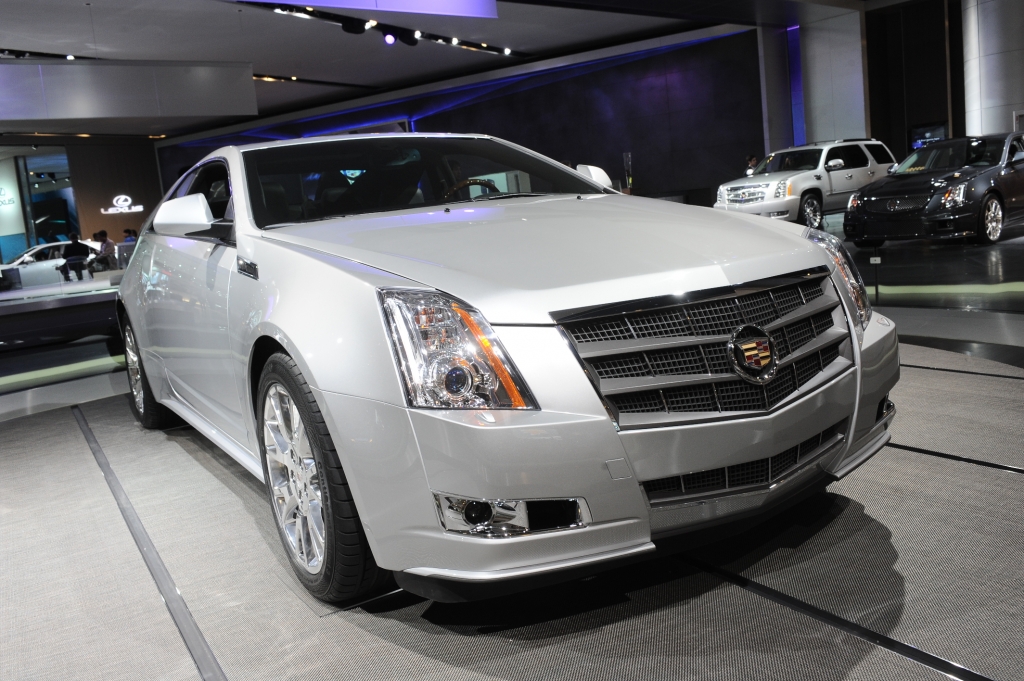 Detroit 2010: Cadillac präsentiert CTS-V Coupé ohne Türgriffe