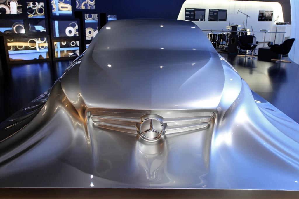 Detroit 2010: Mercedes-Benz zeigt Auto-Skulptur