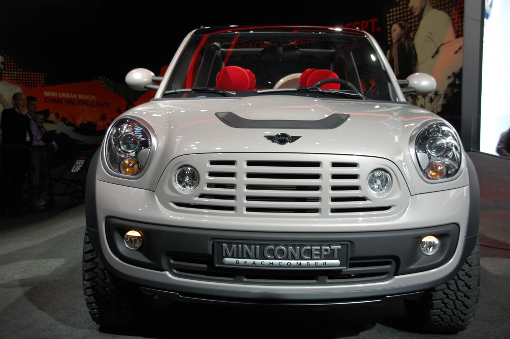Detroit 2010: Mini zeigt die Neuinterpretation des Moke