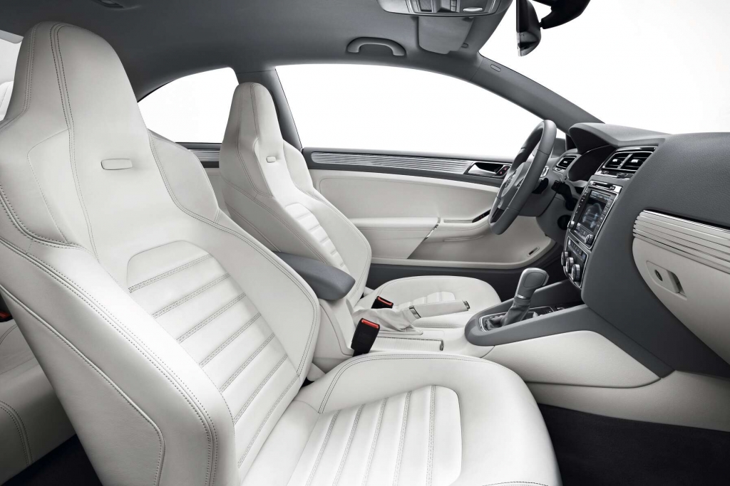 Detroit 2010: Weltpremiere New Compact Coupe Hybrid