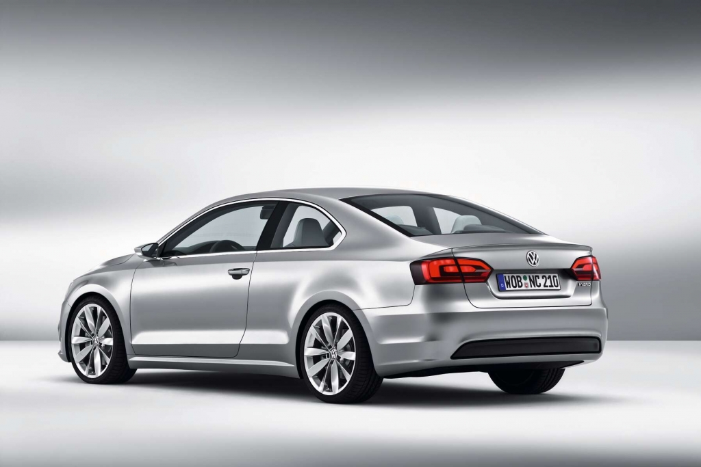 Detroit 2010: Weltpremiere New Compact Coupe Hybrid