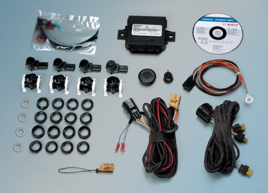 Die kompletten Einbausets und detaillierten Montageanleitungen
erleichtern der Werkstatt den Einbau der neuen Bosch-Parkpiloten
URF7.