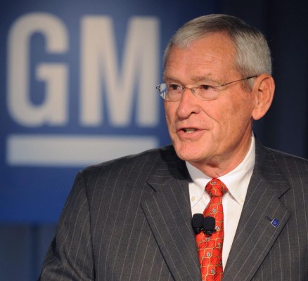 Ed Whitacre bleibt Chef von General Motors